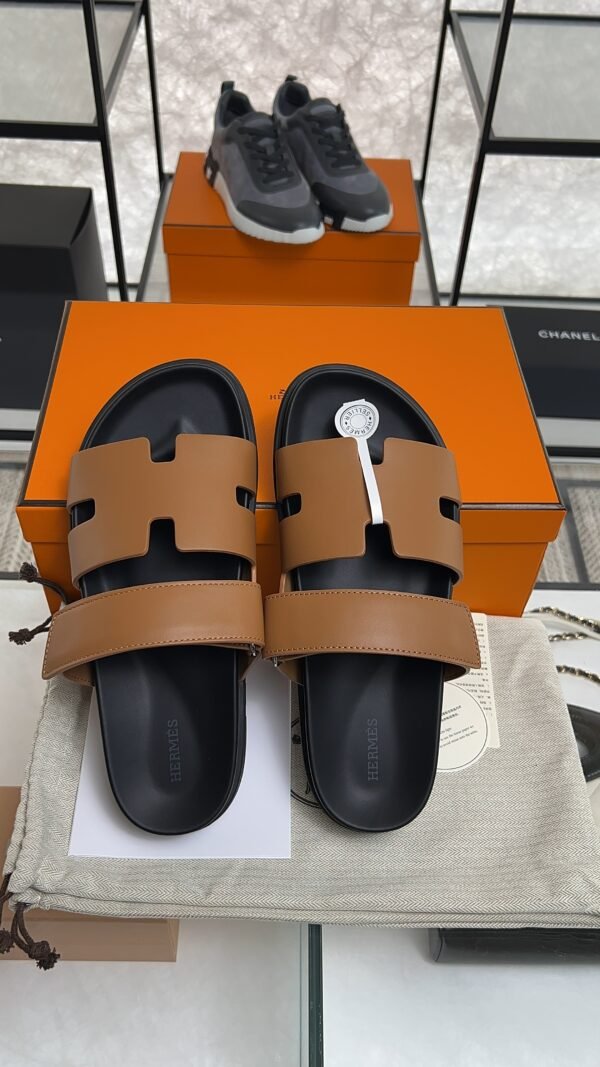 Hermès Chypre sandal MEN Brown
