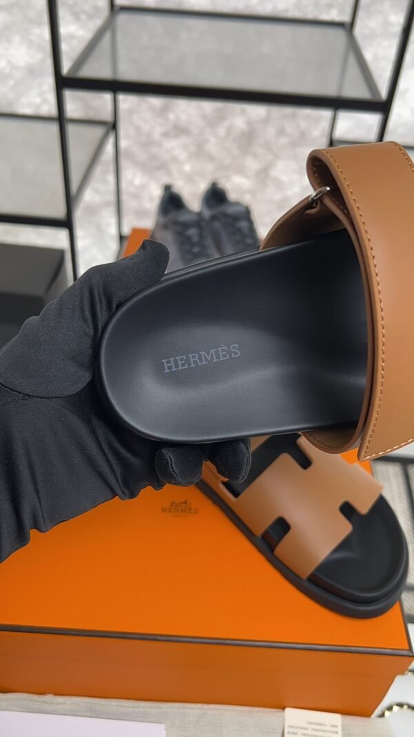 Hermès Chypre sandal MEN Brown