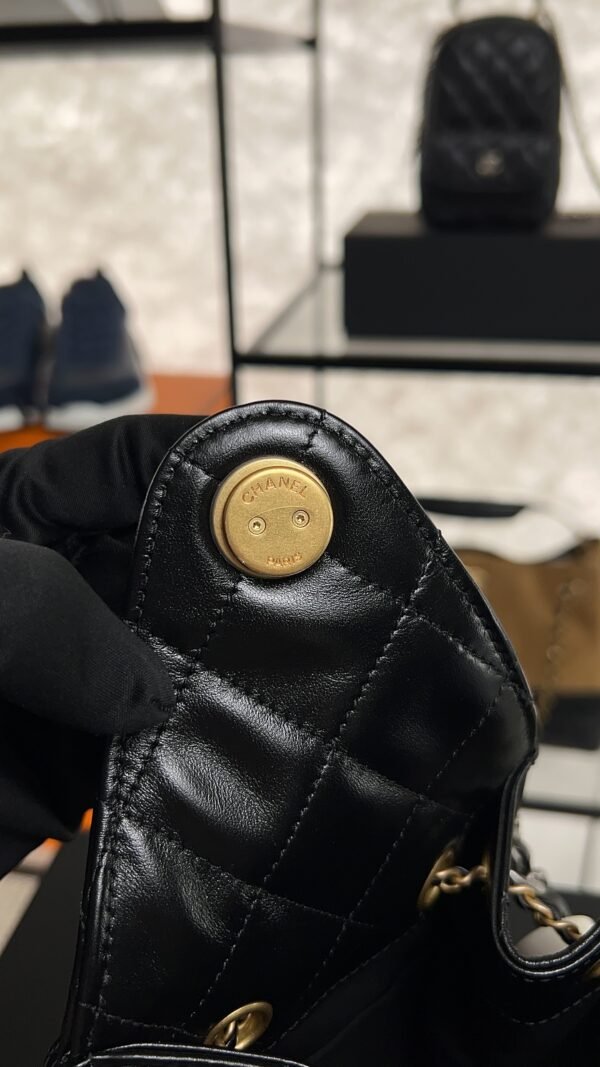 CHANEL 25 Small Handbag Black