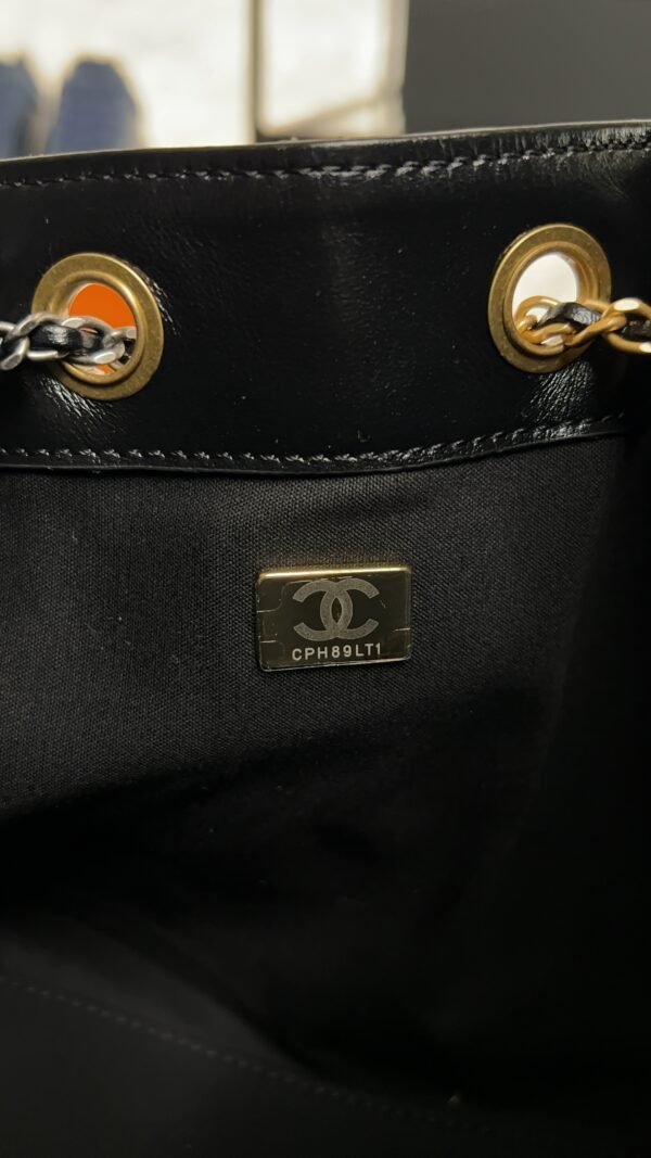 CHANEL 25 Small Handbag Black