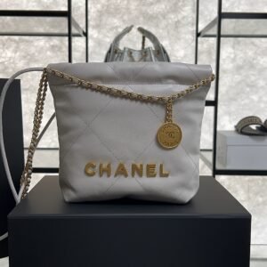 2026_01_23_10_32_IMG_0606 CHANEL 22 Mini Handbag Shiny Calfskin & Gold-Tone Metal Light gray