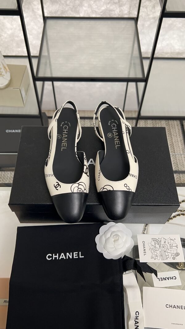 Chanel Printed Lambskin Cap Toe CC Slingback Pumps  Black White