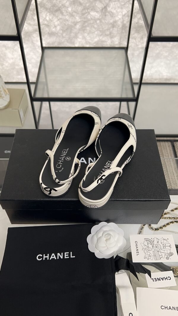 Chanel Printed Lambskin Cap Toe CC Slingback Pumps  Black White