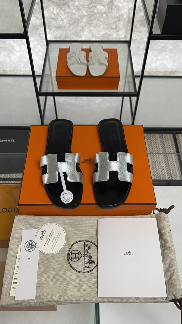 hermes oran sandlas gris argenté