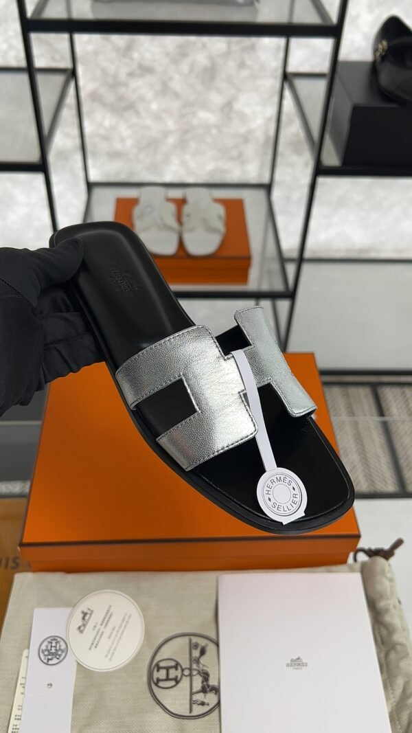 hermes oran sandlas gris argenté