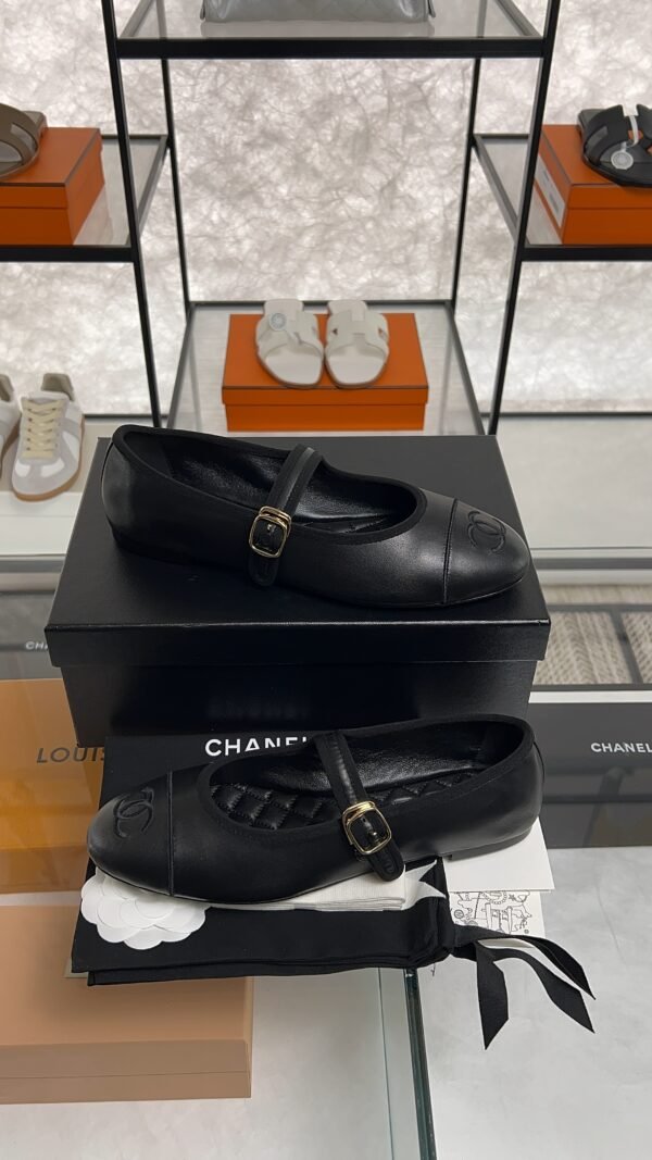 Chanel Lambskin Mary Jane Flats Black