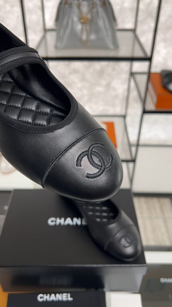 Chanel Lambskin Mary Jane Flats Black