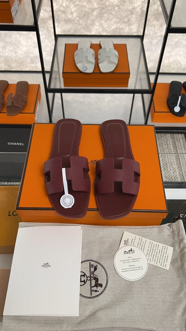 hermes oran sandlas rouge H