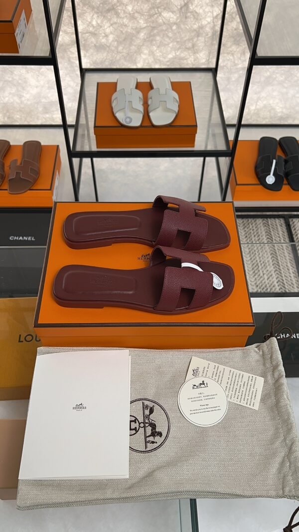 hermes oran sandlas rouge H