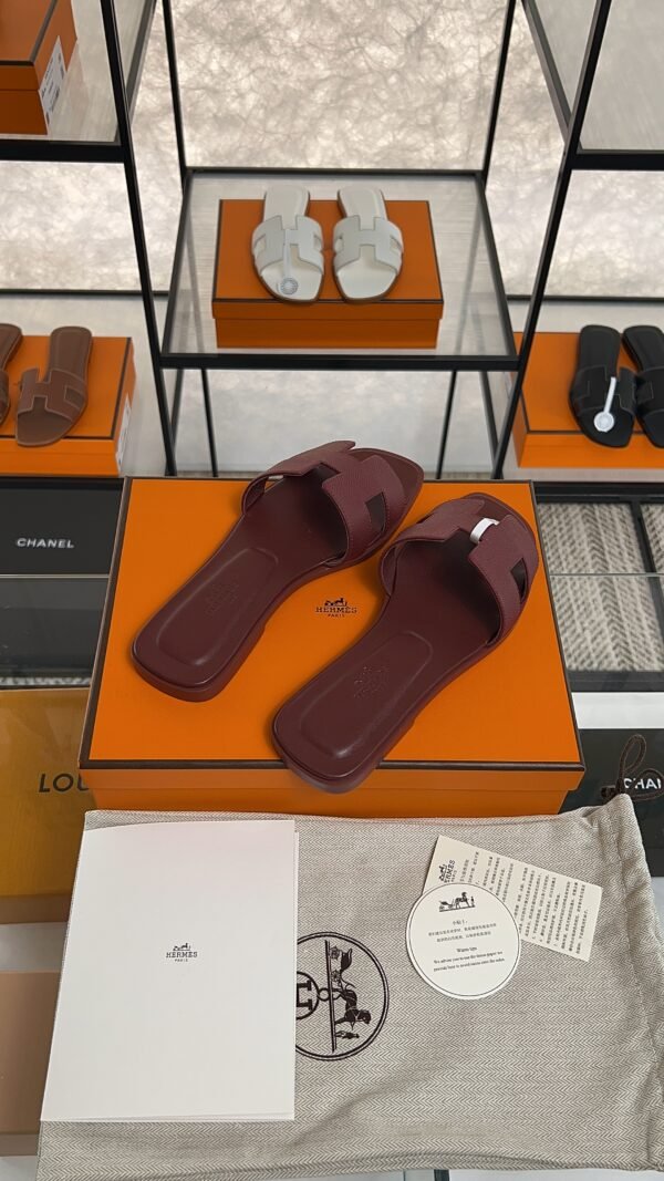 hermes oran sandlas rouge H