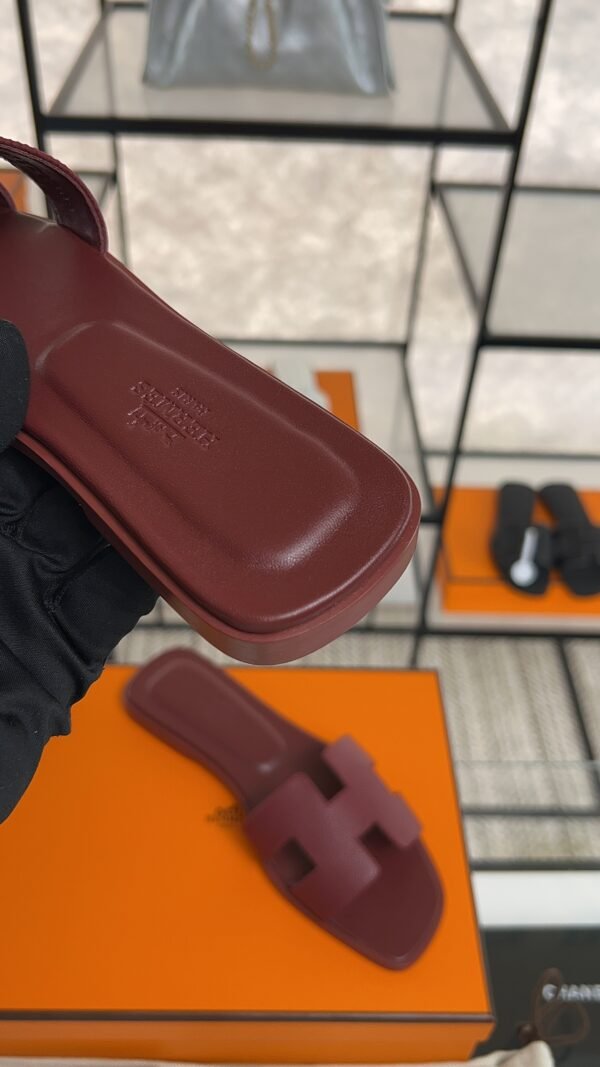 hermes oran sandlas rouge H