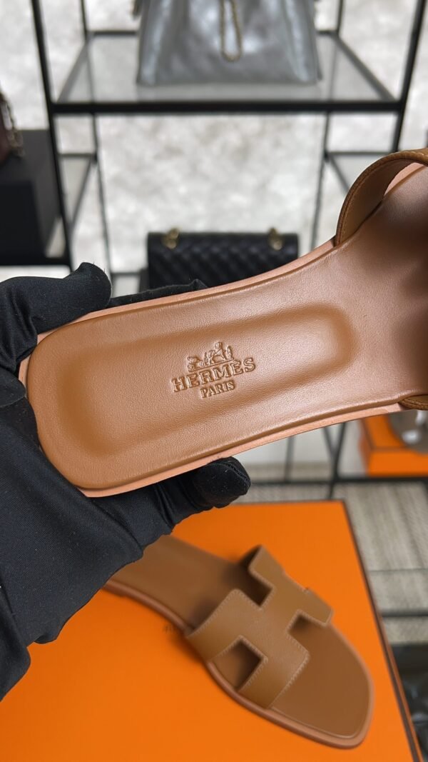 hermes oran sandlas Brown