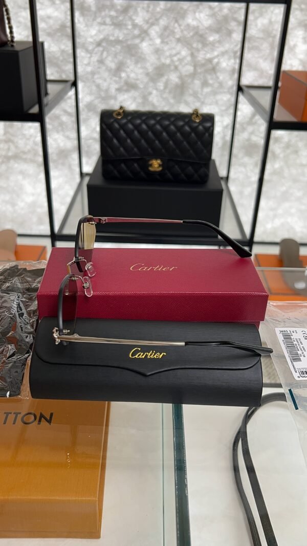 Panthère de Cartier sunglasses CT0433S