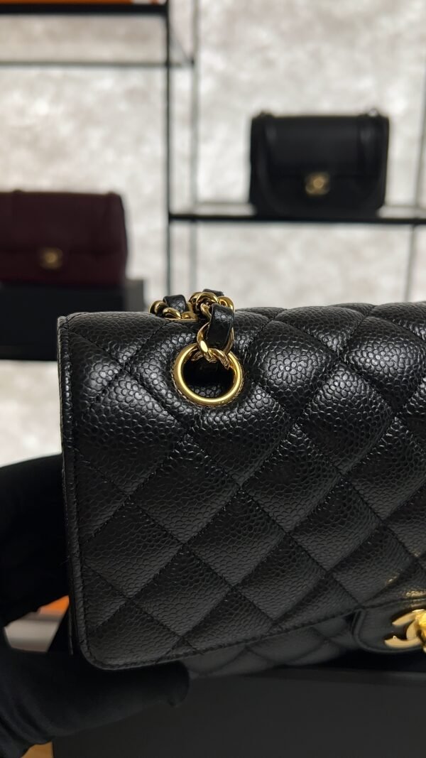 Chanel Classic 11.12 Handbag Grained Calfskin & Gold-Tone Metal Black