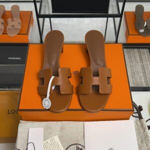 2026_04_14_14_00_IMG_1969 Hermès Sandals sandal brown