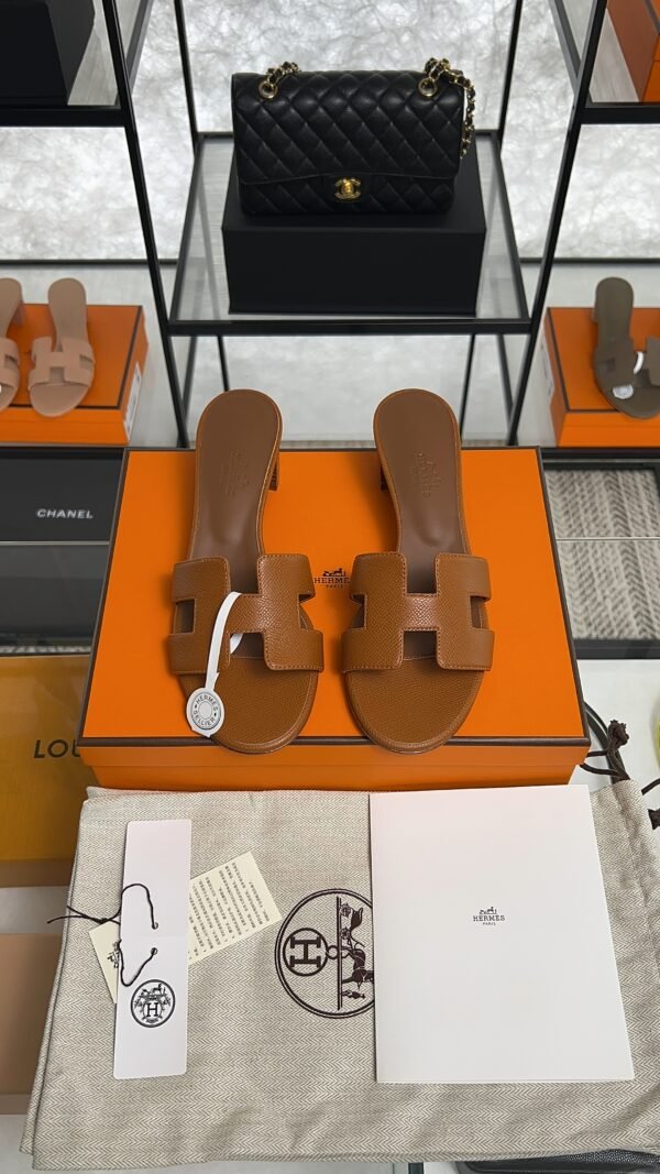 Hermès Sandals sandal brown