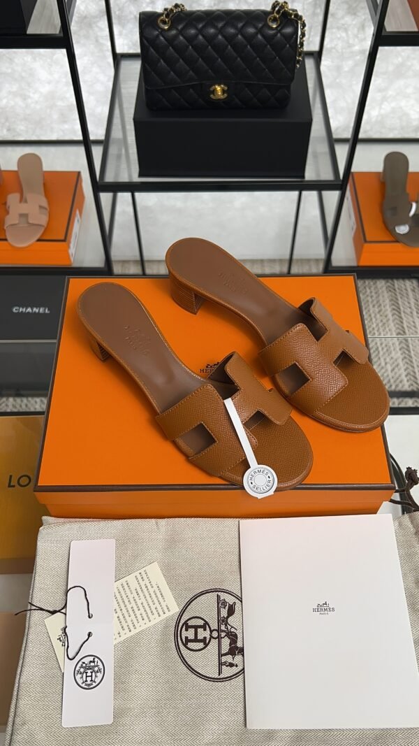 Hermès Sandals sandal brown