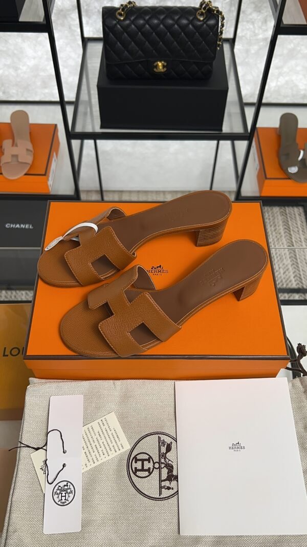 Hermès Sandals sandal brown