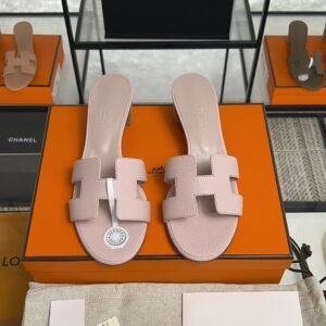 2026_04_14_14_03_IMG_1983 Hermès Sandals sandal pink