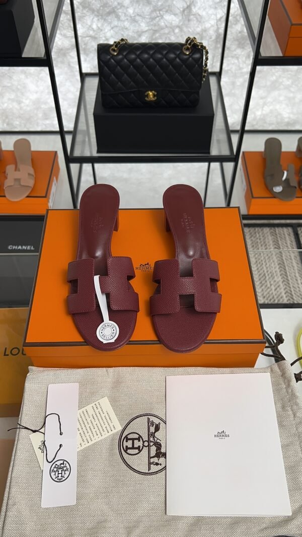 Hermès Sandals sandal rouge H
