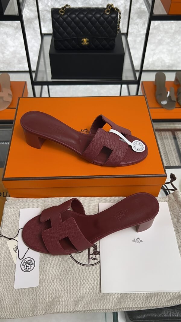 Hermès Sandals sandal rouge H