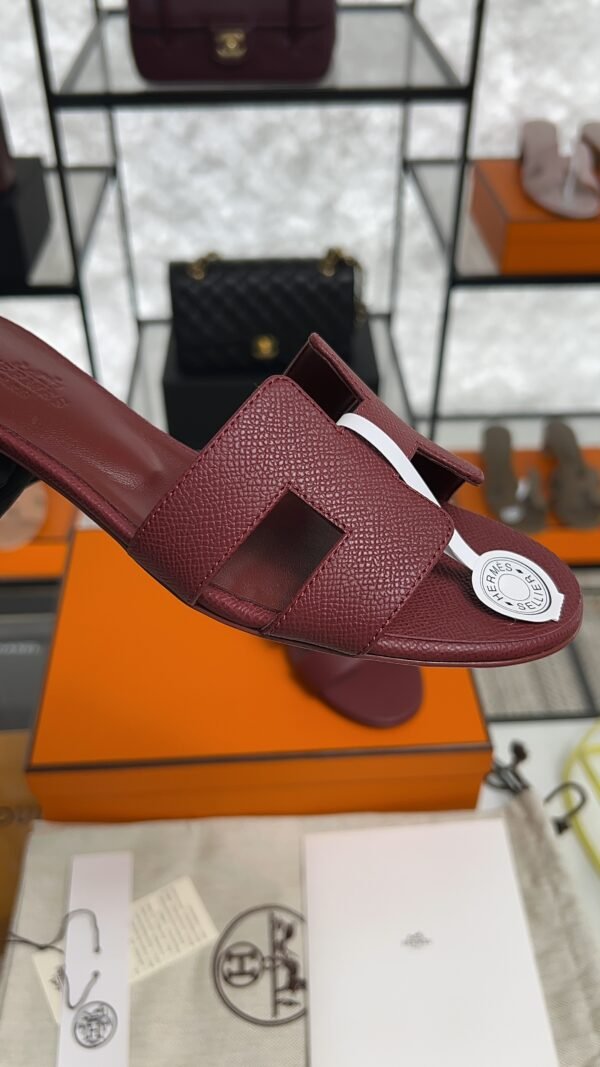 Hermès Sandals sandal rouge H
