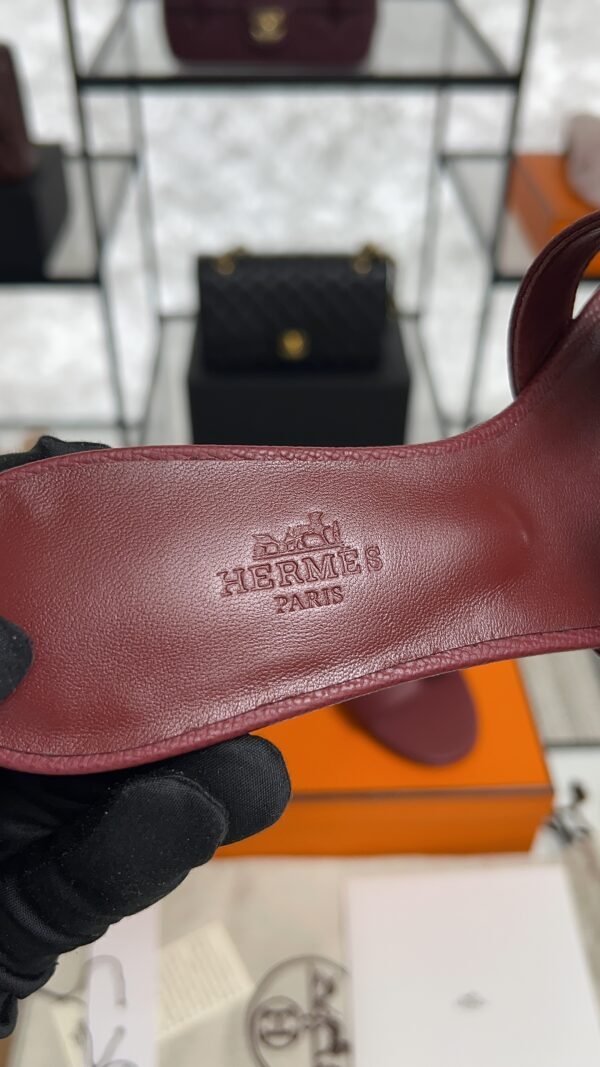 Hermès Sandals sandal rouge H