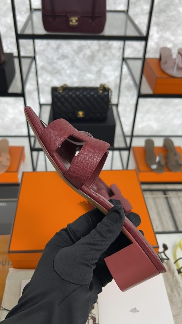 Hermès Sandals sandal rouge H
