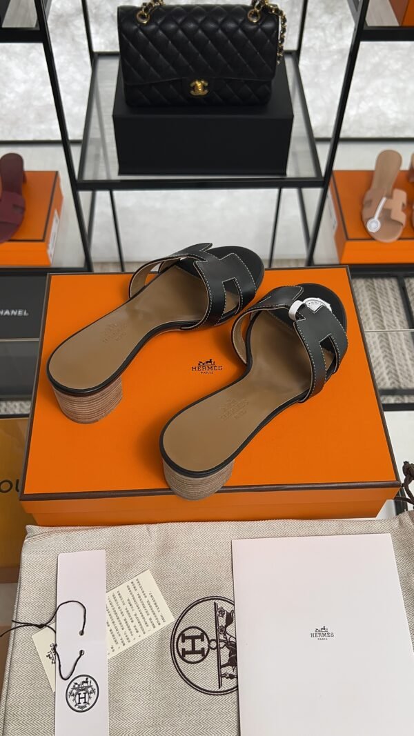 Hermès Sandals sandal Black