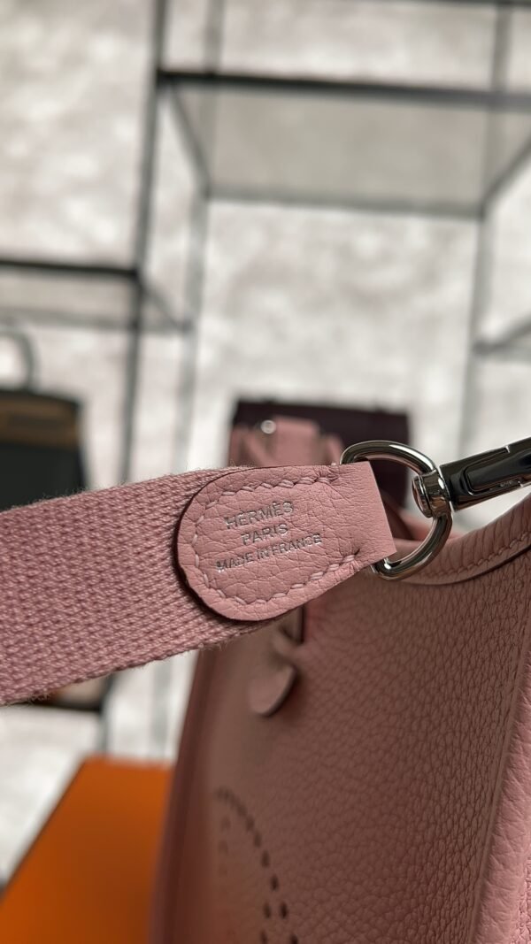 Hermès Taurillon Clemence Evelyne TPM Rose Sakura