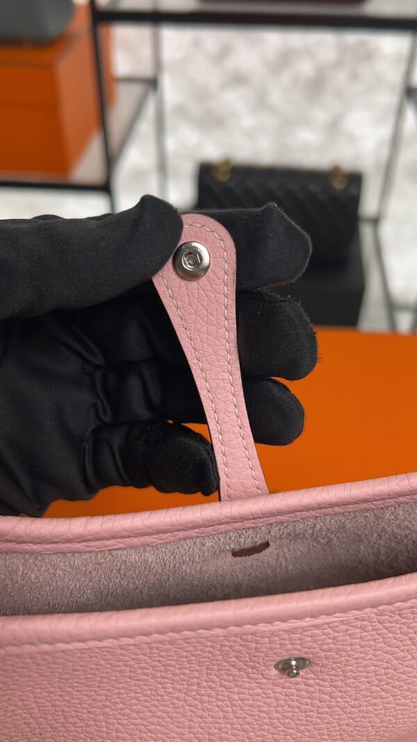Hermès Taurillon Clemence Evelyne TPM Rose Sakura