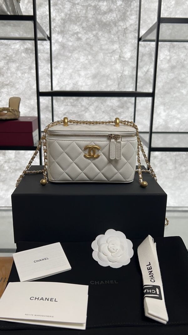Chanel White Quilted Lambskin Long Vanity Case