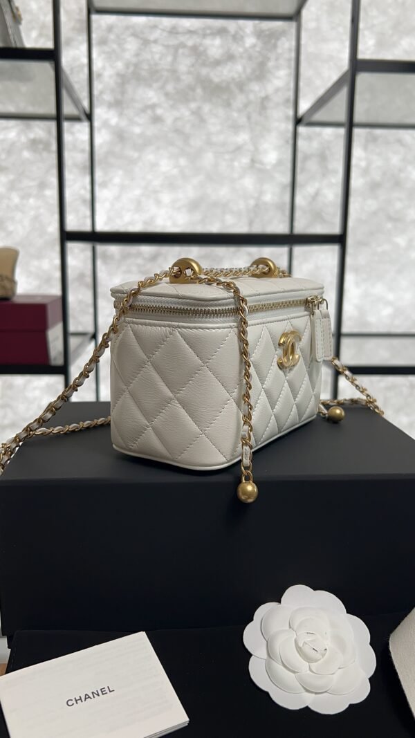 Chanel White Quilted Lambskin Long Vanity Case