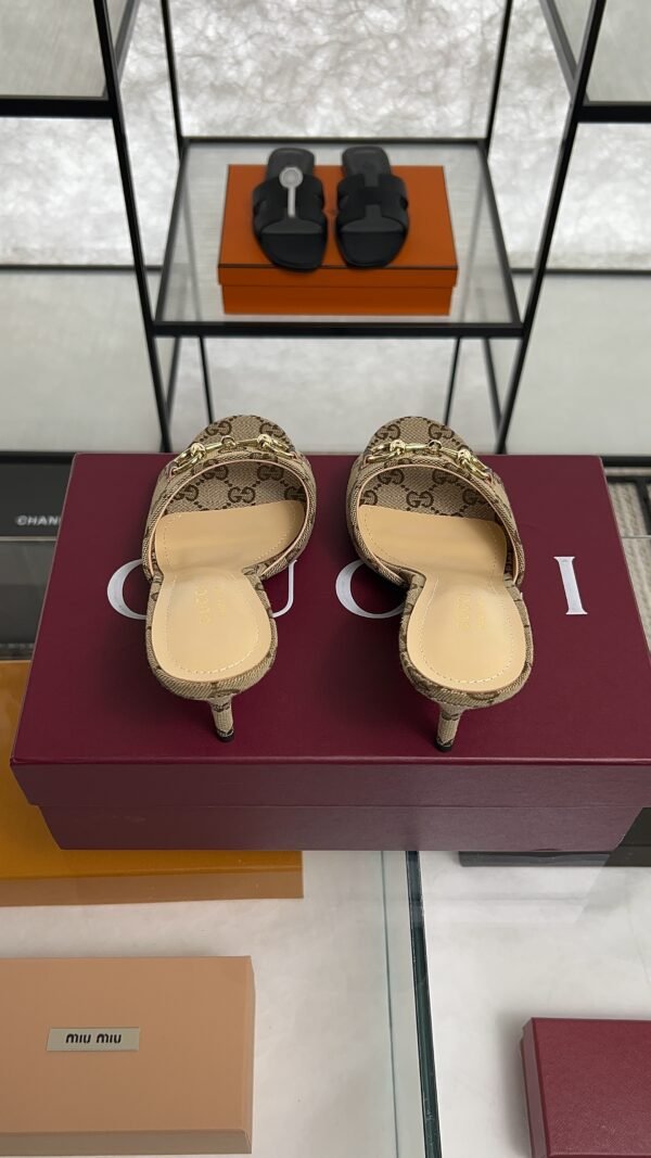 Gucci Women's slide sandal with Horsebit