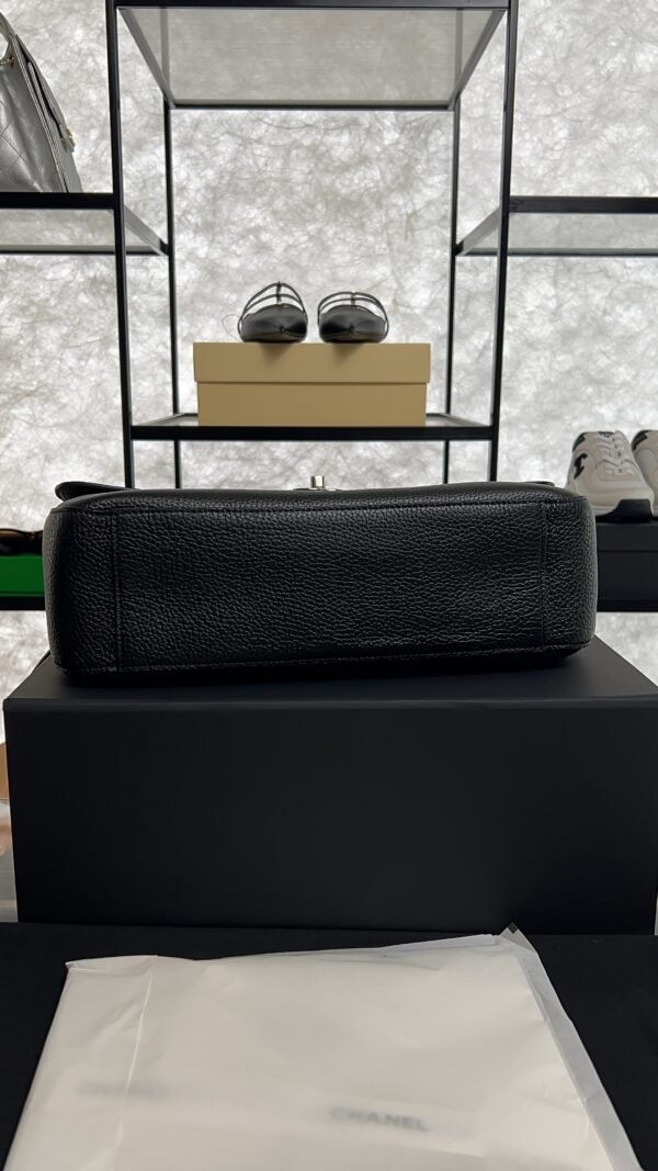 Chanel Spring Summer 2026 Maxi Flapbag Black