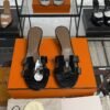 Hermès Oasis Sandals Shiny Alligator Black