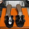 Hermès Oasis Sandals Shiny Alligator Black
