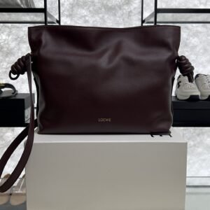 Loewe Medium Flamenco clutch Burgundy