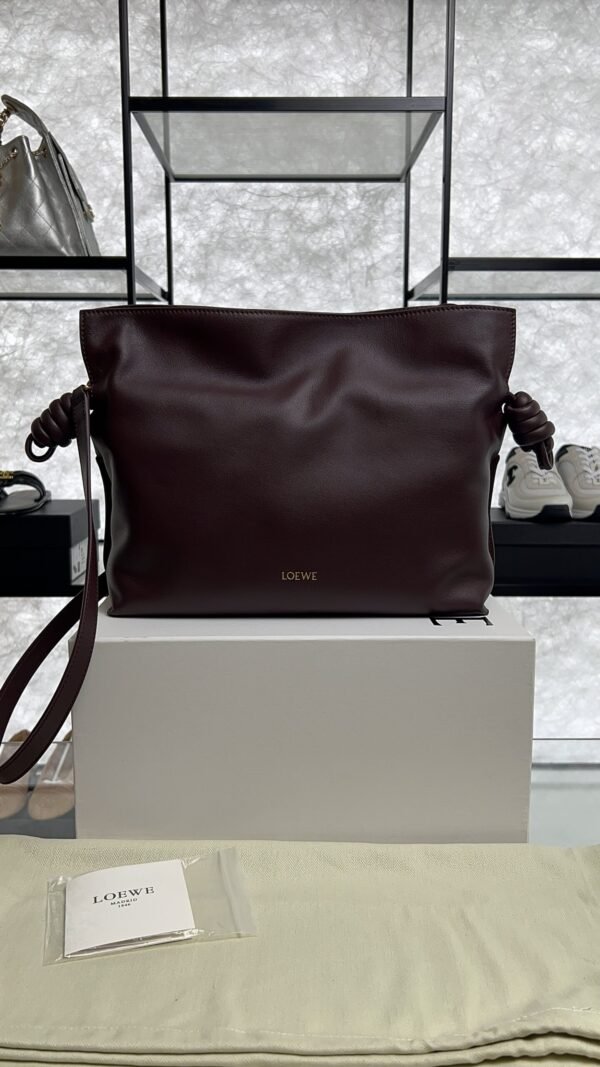 Loewe Medium Flamenco clutch Burgundy