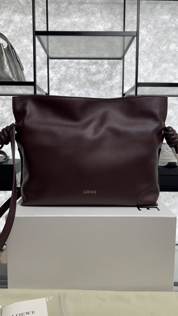 Loewe Medium Flamenco clutch Burgundy