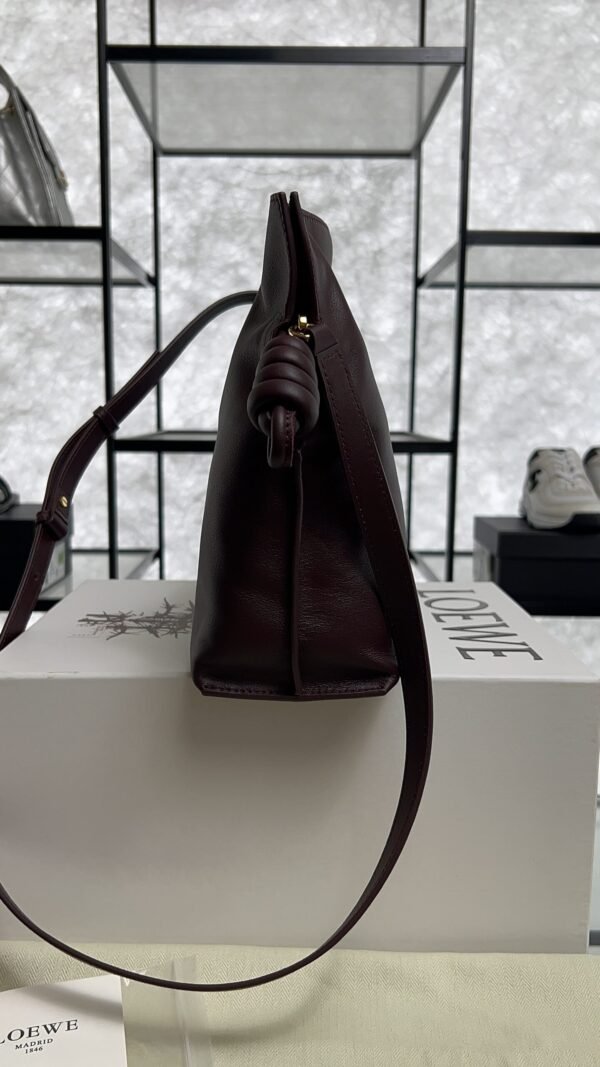 Loewe Medium Flamenco clutch Burgundy