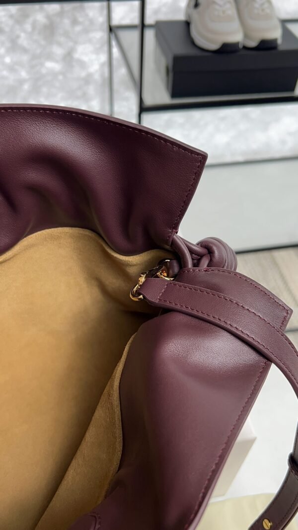 Loewe Medium Flamenco clutch Burgundy