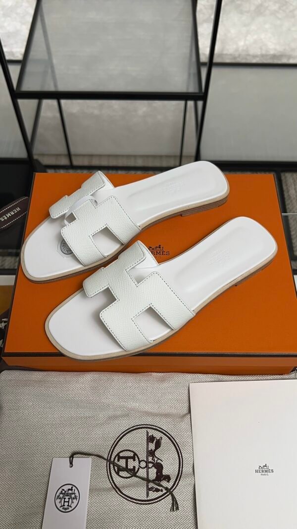 hermes oran sandlas White Epsom