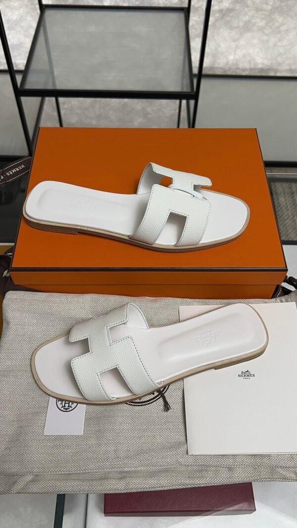 hermes oran sandlas White Epsom