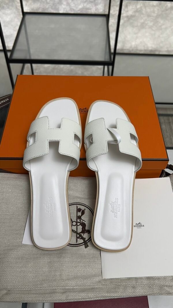 hermes oran sandlas White Epsom