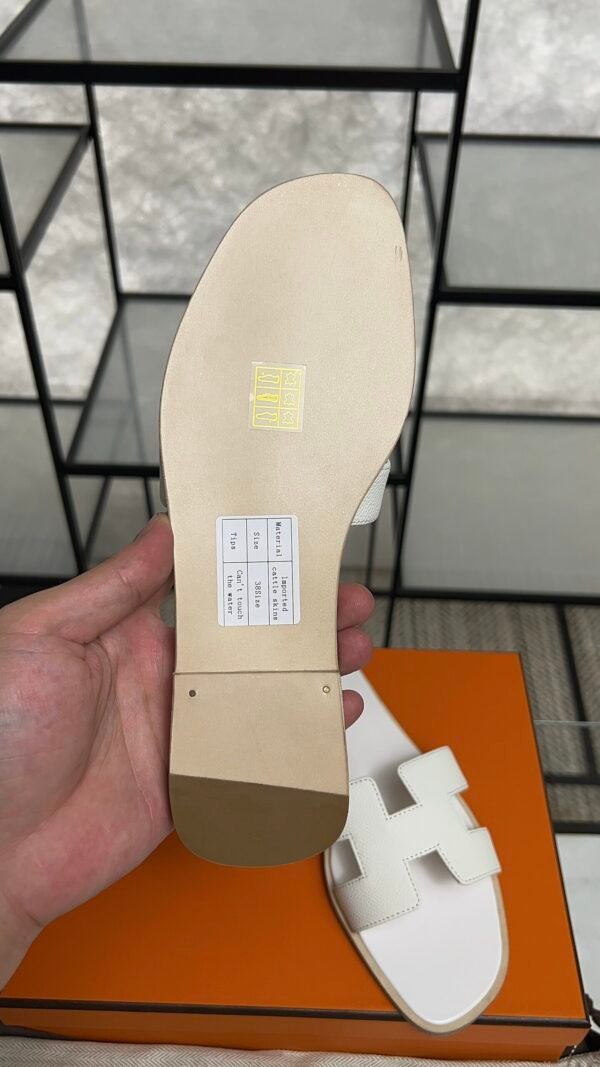 hermes oran sandlas White Epsom