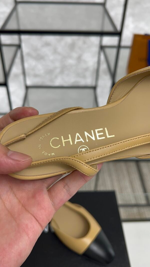 Chanel Goatskin Grosgrain Cap Toe CC Slingback Sandals Beige Black