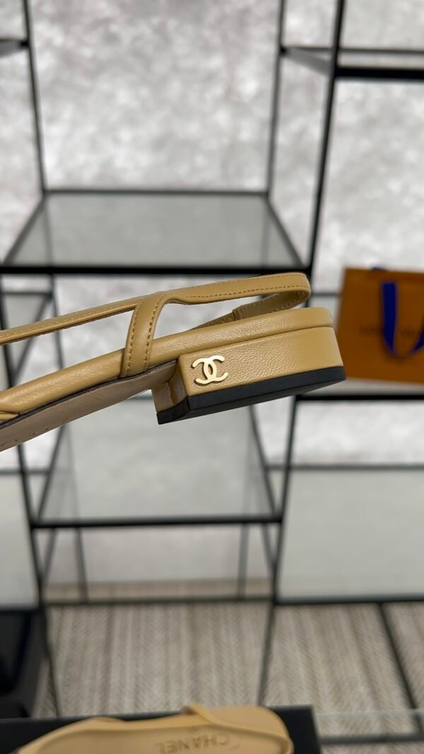Chanel Goatskin Grosgrain Cap Toe CC Slingback Sandals Beige Black