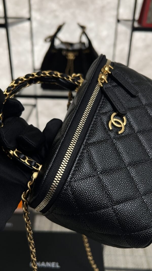 CHANEL Long Vanity with chain Grained Calfskin, Black