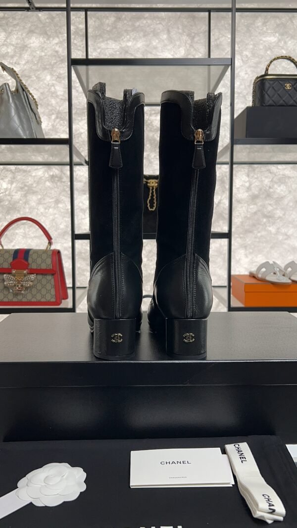 CHANEL High boots – Suede calfskin & lambskin, black